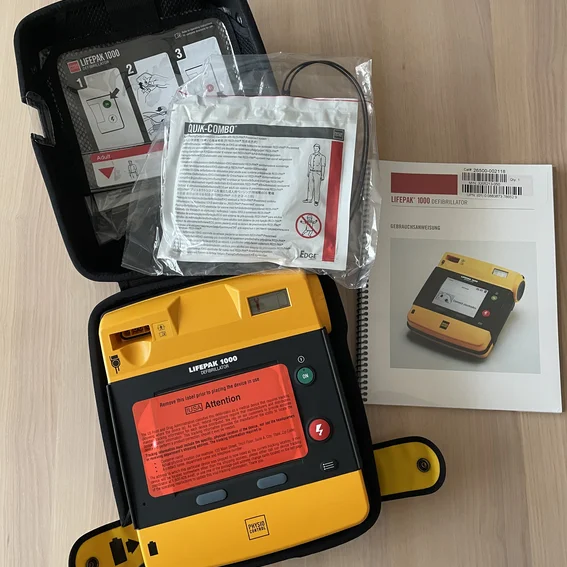 Lifepak 1000.jpg